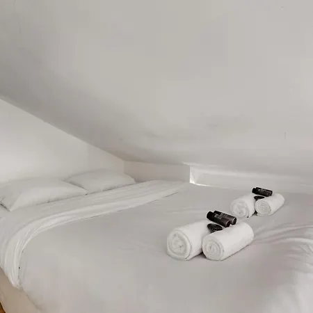 Marais Calme Et Lumineux Appartement *